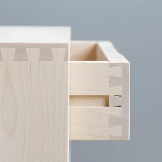 Klinte sängbord - med lucka | Sängbord | G.A.D