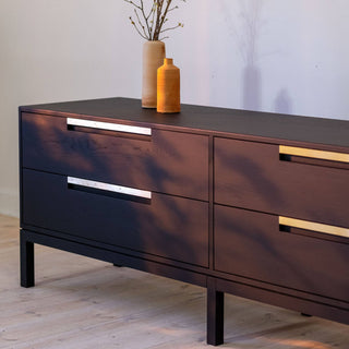 Djupvik byrå, låg | Bureau | G.A.D